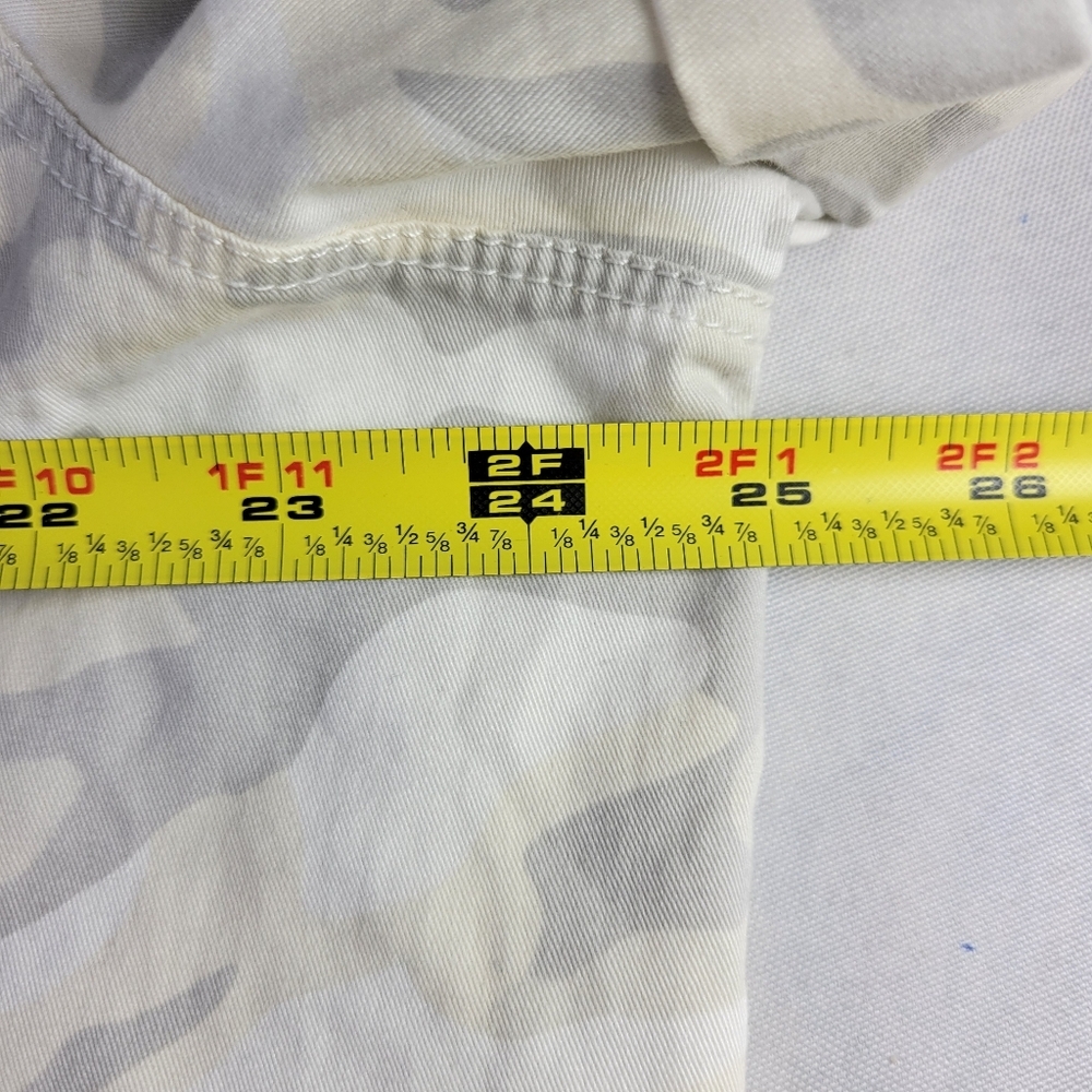 Vineyard Vines Light Gray Camo Shirt Dress - Picture 8 of 10